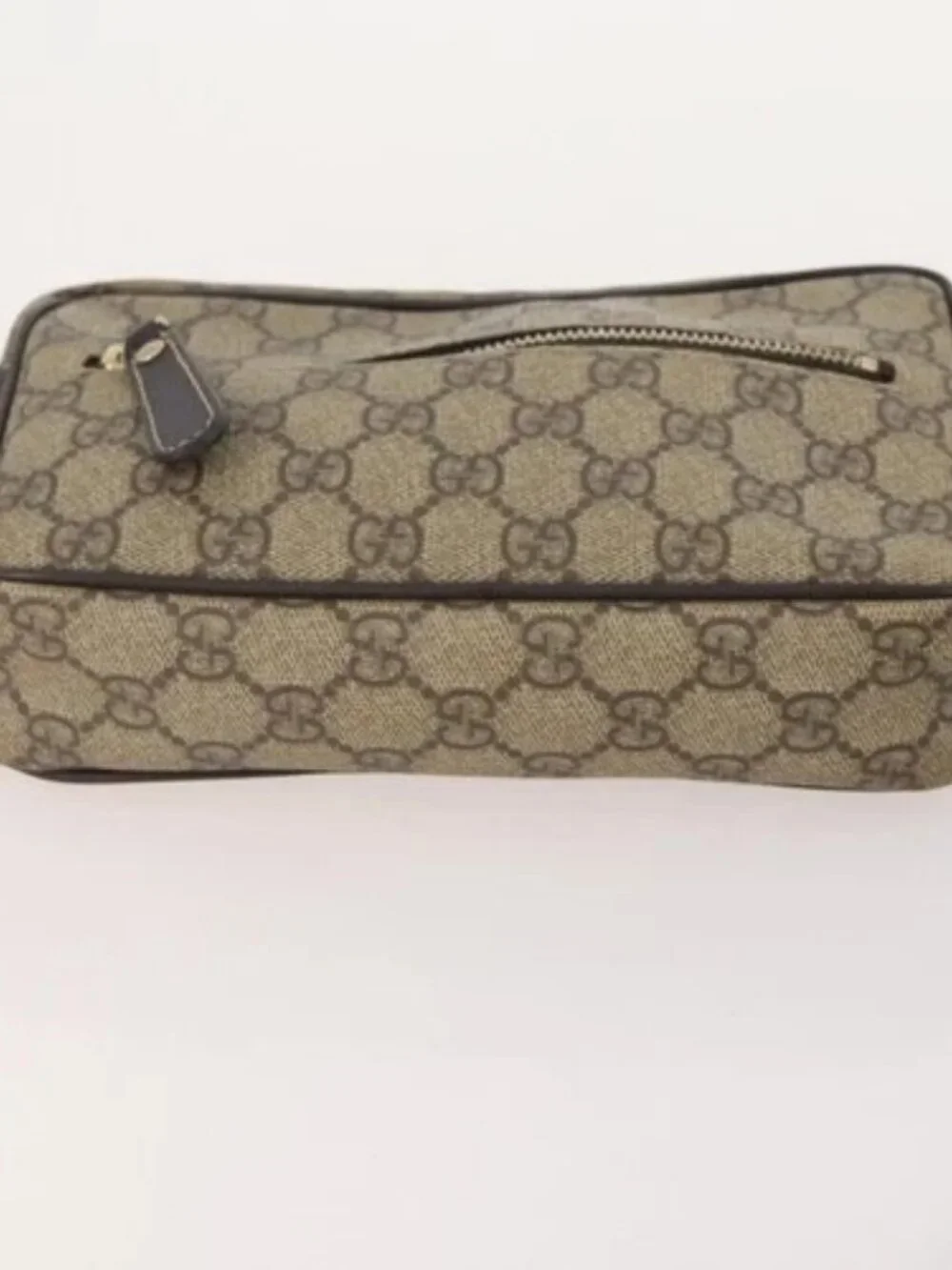 Gucci brand	gucci color	beige